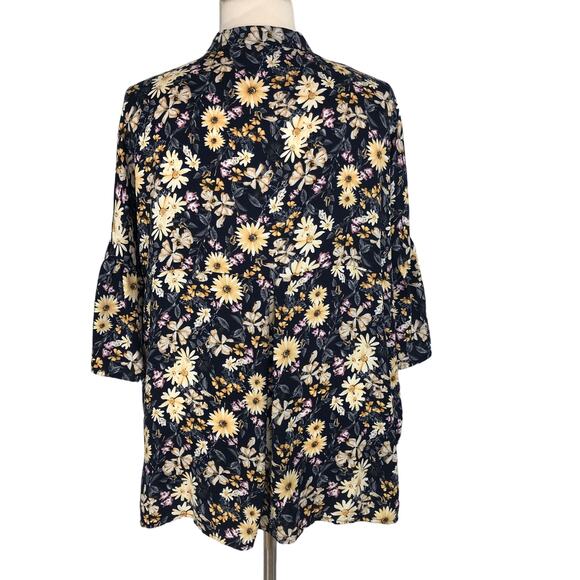 Suzanne Betro Chiffon Blouse V Neck Flounce Bell Sleeves Daisy Floral Size 3X - Picture 2 of 9